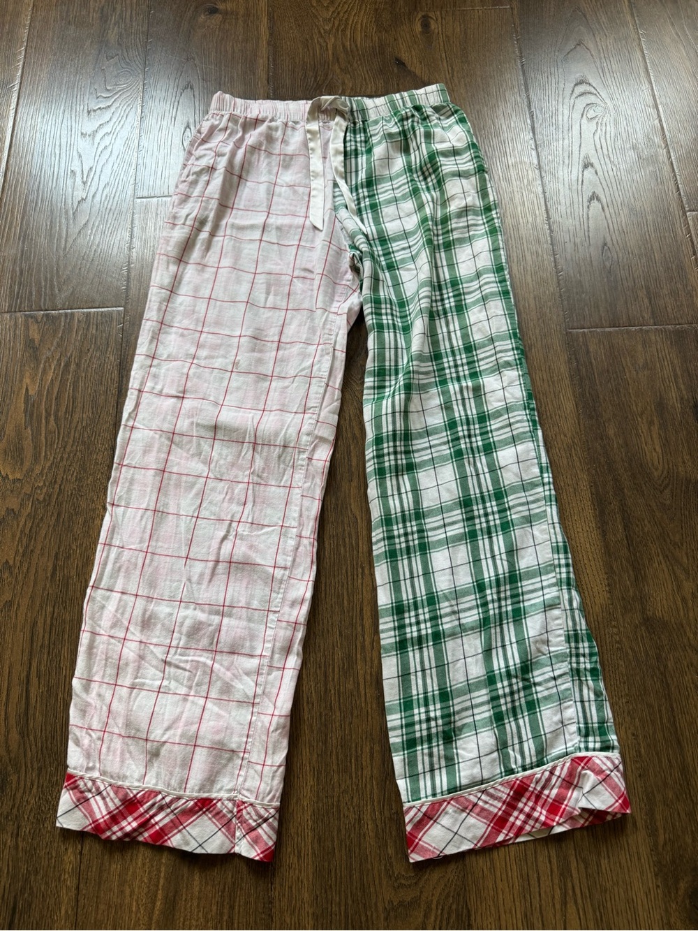 Victoria's Secret Two-Tone Plaid Pajama Pants - Pink & Green